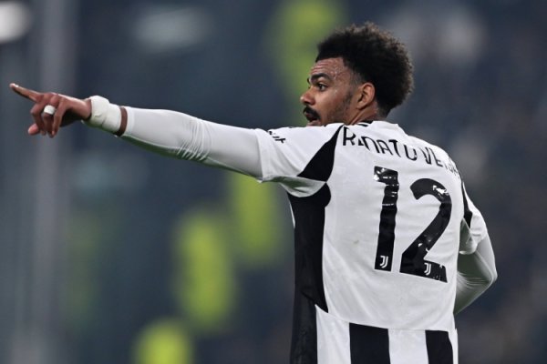 DuTi: Juventus is negotiating a lease renewal + forced buyout of Vega, Chelsea also recommended Nkunku