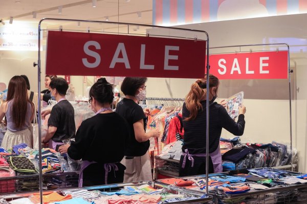 No longer collecting items, getting gifts... Five things for the 50-year-old woman 