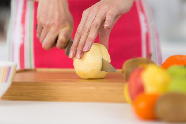 Which kitchen knives are what you really need? Experts reveal that most people only need 3 knives when making meals