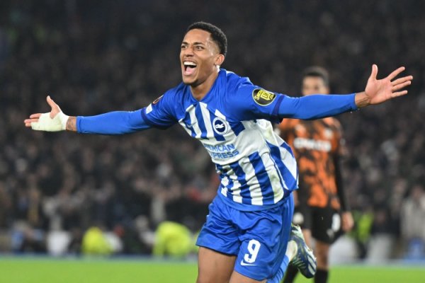 Romano: Chelsea actively promotes Joao Pedro transfer negotiations, Newcastle s two bids were rejected