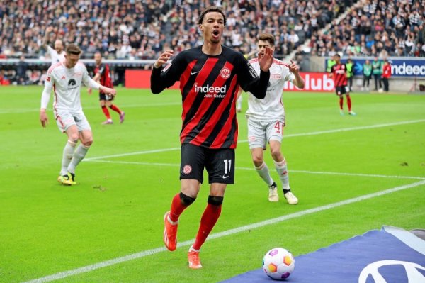 Falk: Manchester United & Reds and Blues are interested in Ekitic, but the French Eagle insists on asking for 100 million euros