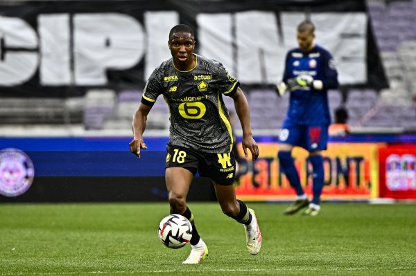 Reporter: Bournemouth s 30 million euros offer central defender Diactor was rejected, Lille asked for 40 million euros