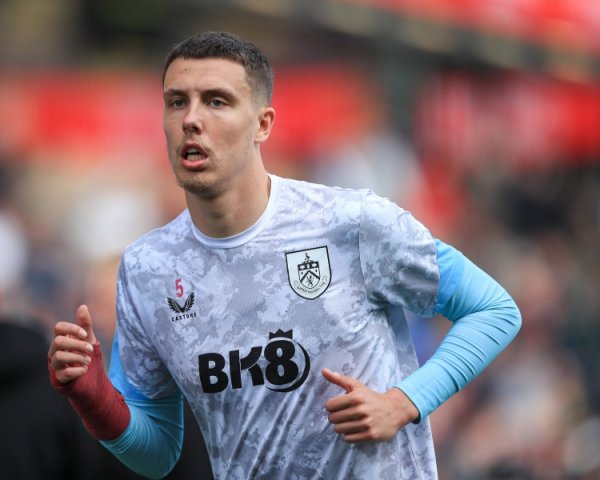 Romano: Esterford and Burnley reach a contract renewal, the new contract is valid until June 2030