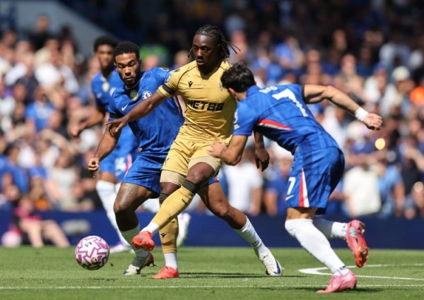 Romano: Eze will undergo Arsenal s medical examination this Friday