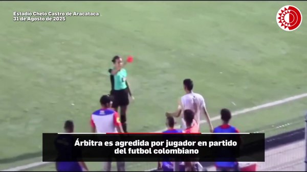 Irrational 😨Colombia female referee gave a red card& and was slapped by the player, who was fired by the team