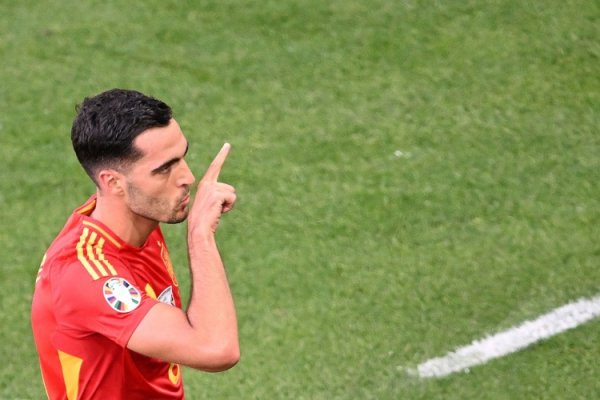 You are the god-headed! Merino scored 3 goals in a row within 35 minutes and achieved his first hat trick in his career