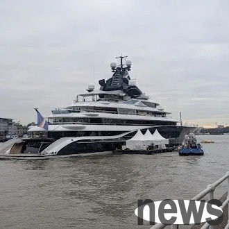 Worth 11 billion pounds! The Sun: Fulham owner s £340m yacht spotted parked in the Thames