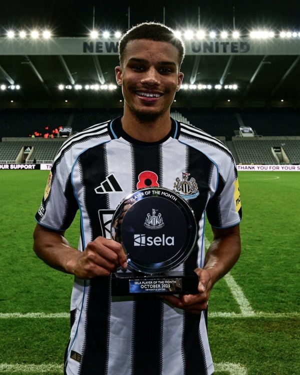 Solid performance! Jiafu named Newcastle United Player of the Month for October