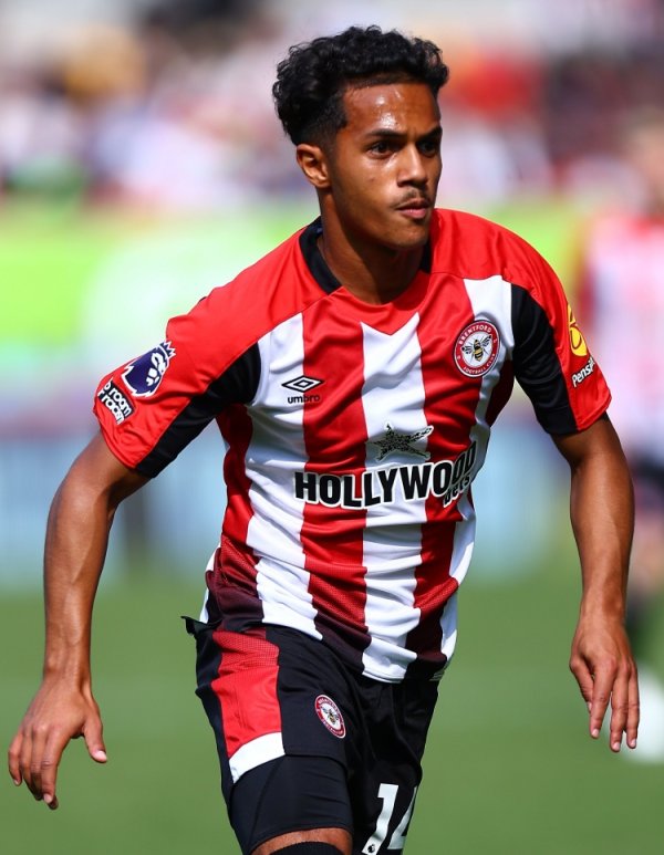 Reporter: Leeds United are unlikely to sign Brentford attacker Fabio Carvalho in the winter window