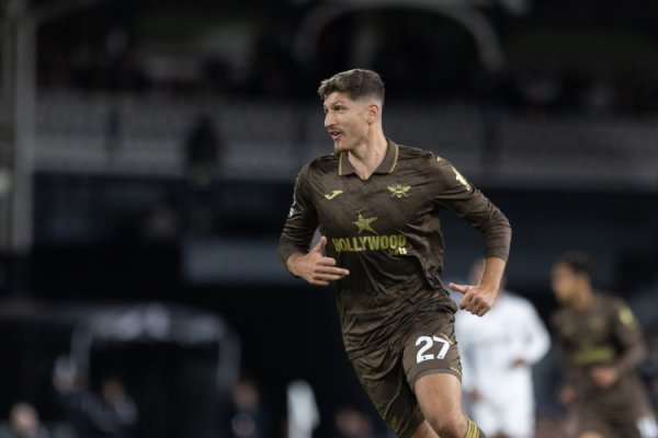 Sky Sports: Bees midfielder Yanette is expected to leave the team on a free agent, and the team is looking for a new midfielder